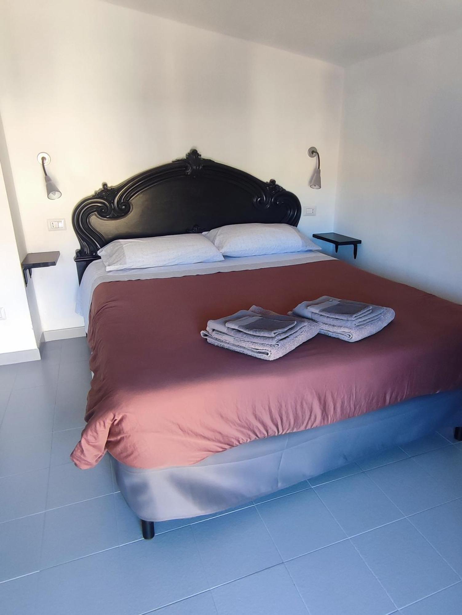 La Mansarda Apartment Tortoli Bagian luar foto